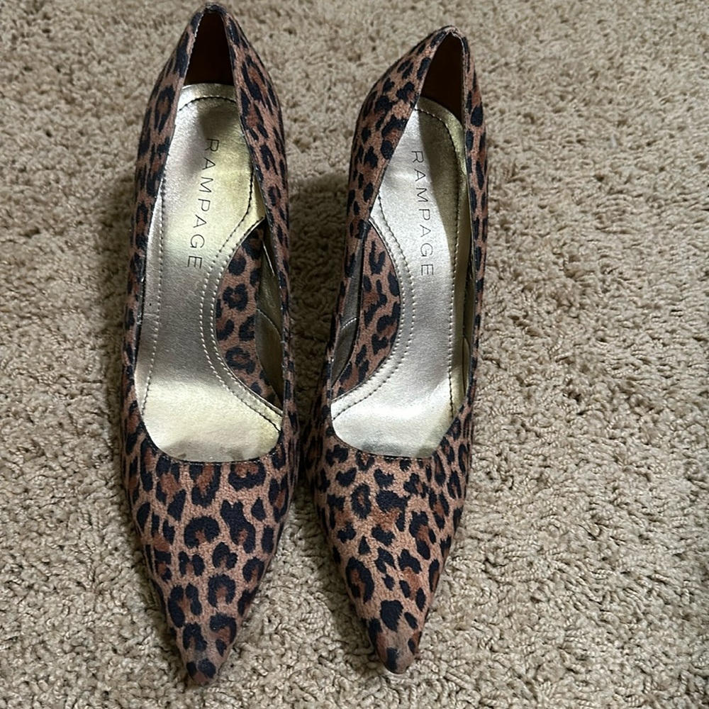 Rampage leopard print, pointy toe heel